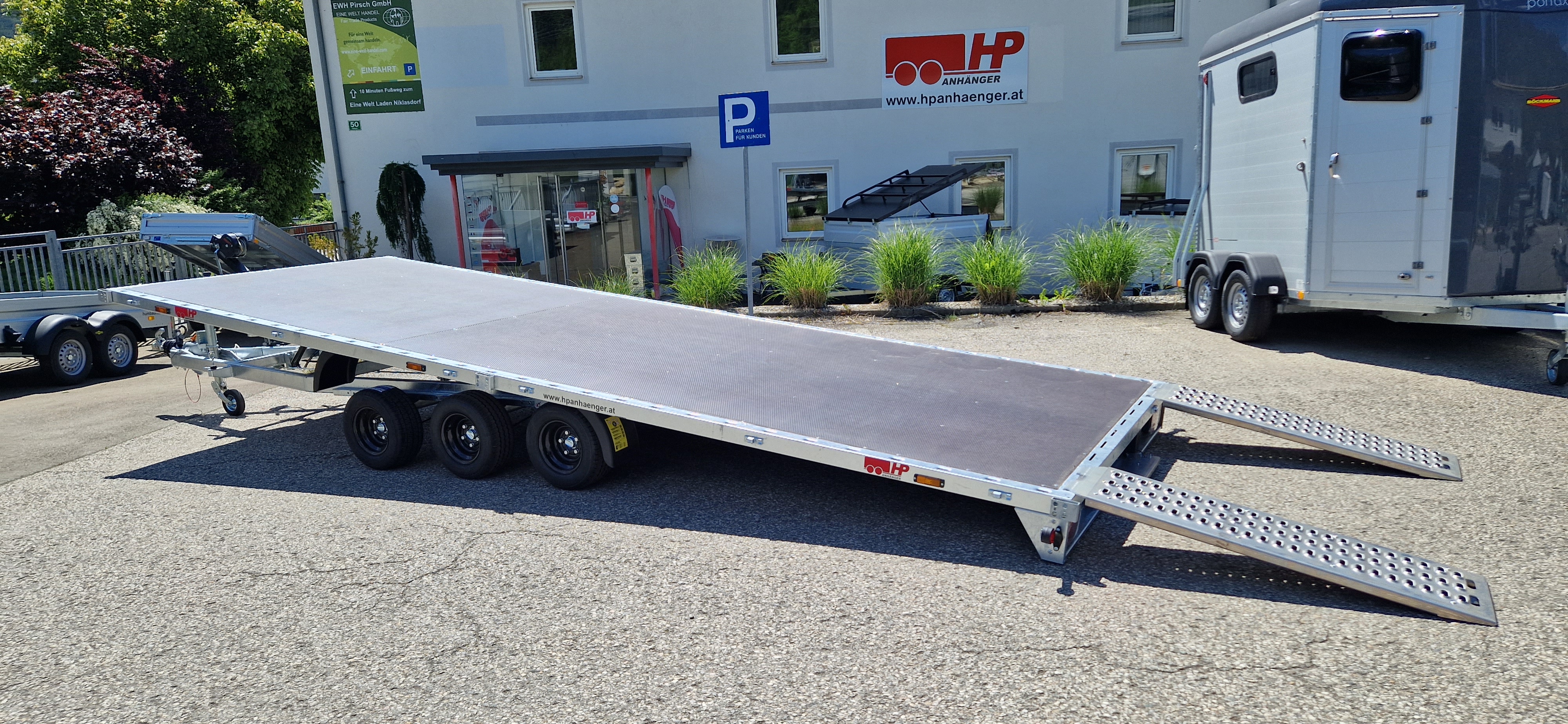 Autotransporter, Fahrzeugtransporter, Plateauanhänger HP 602135/3 ATPK 3-achs Lorries, 3500 kg Tandem, kippbar 